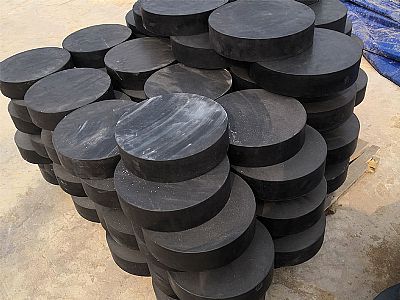 洛南县板式橡胶支座由若干层橡胶片与薄钢板经加压硫化